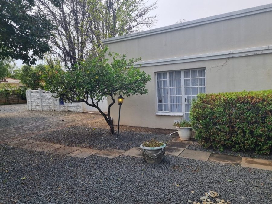 12 Bedroom Property for Sale in Universitas Free State